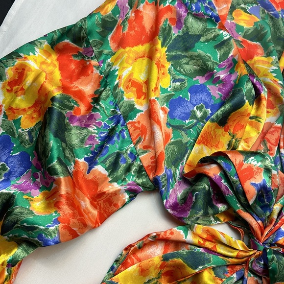 Gold Label Victorias Secret Colorful Rose Robe - Picture 4 of 4